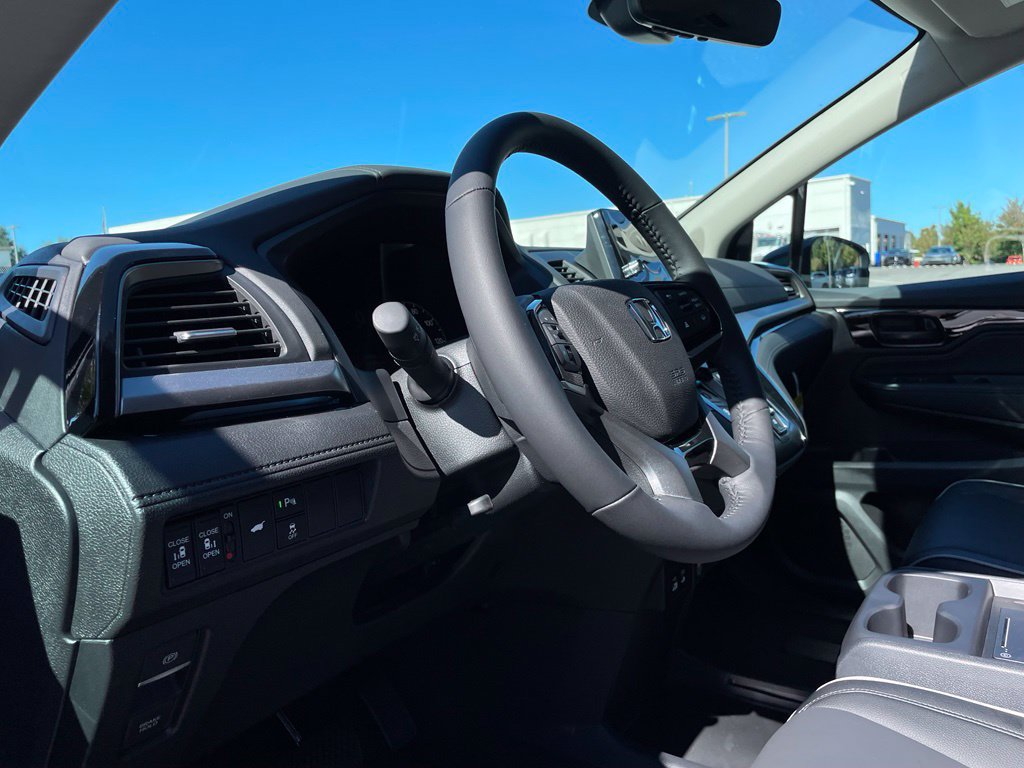 New 2027 Honda Odyssey Touring image 27