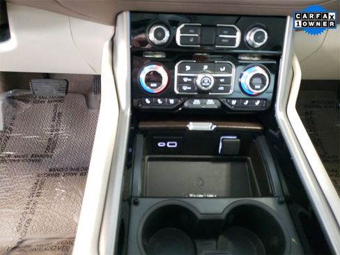 Used 2024 GMC Yukon XL Denali image 11