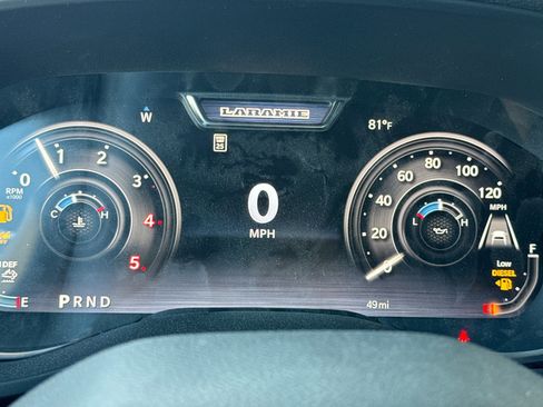 New 2026 RAM 2500 Laramie AWD/4WD image 23