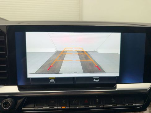 New 2026 Chevrolet Silverado 1500 LT image 23