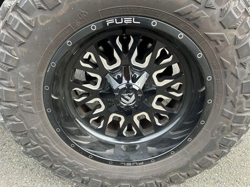 Used 2022 Ford F250 Lariat w/ Lariat Ultimate Package image 12