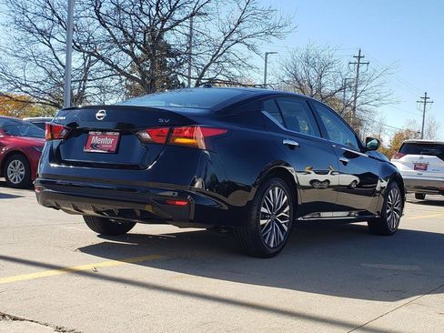 Certified 2023 Nissan Altima 2.5 SV image 7