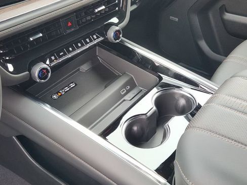 New 2026 Chevrolet Tahoe High Country image 14