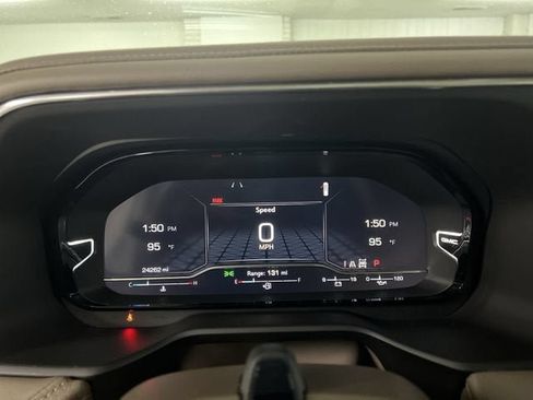 Certified 2023 GMC Yukon XL Denali w/ Denali Reserve Package AWD/4WD image 12