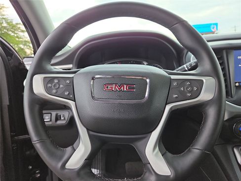 Used 2023 GMC Acadia SLT w/ Preferred Package AWD/4WD image 14