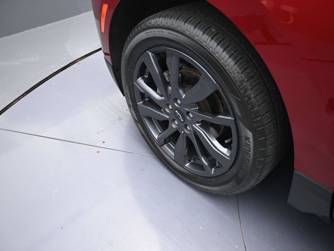 Certified 2023 Chevrolet Equinox RS FWD image 35