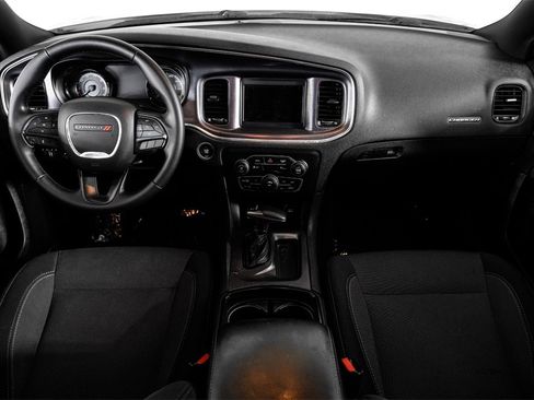 Used 2018 Dodge Charger SXT w/ Blacktop Package image 12