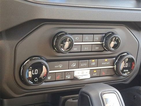 New 2025 Ford Bronco Raptor image 11