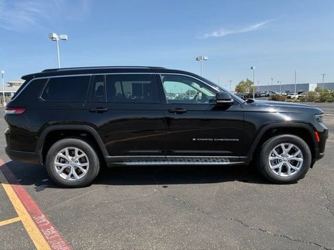Used 2022 Jeep Grand Cherokee L Limited w/ Trailer Tow Group (B) AWD/4WD image 7