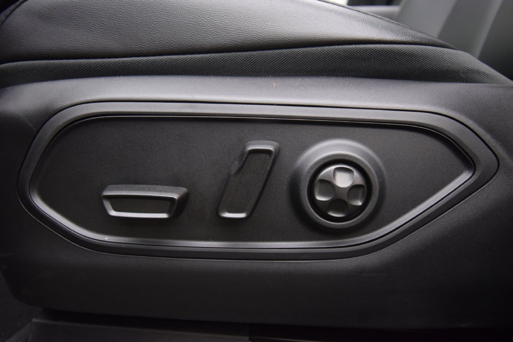New 2027 Jeep Grand Cherokee Limited AWD/4WD image 30