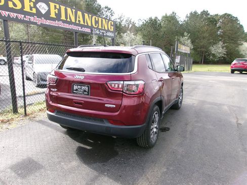 Used 2020 Jeep Compass Latitude image 9