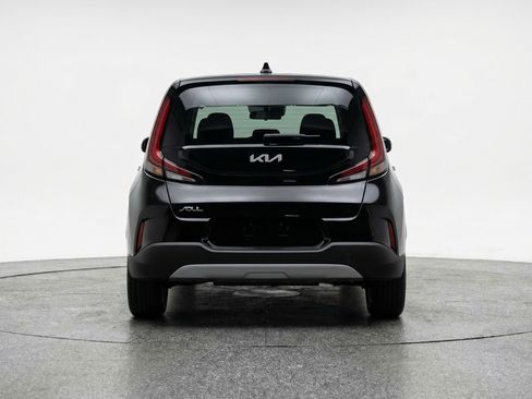 Used 2025 Kia Soul LX w/ LX Technology Package image 7
