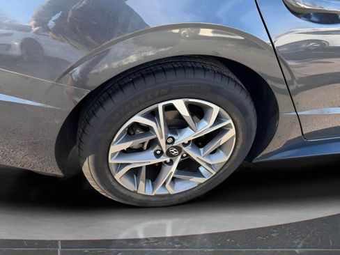 Used 2023 Hyundai Sonata SEL image 12