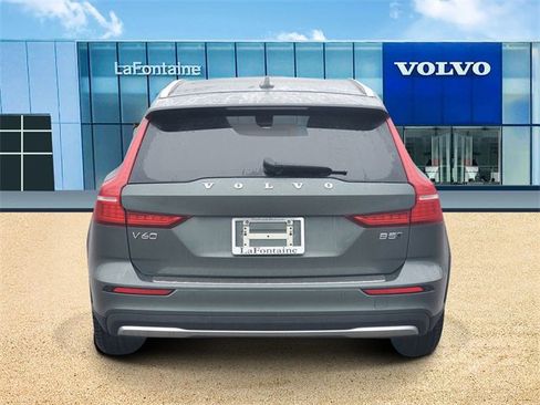 New 2026 Volvo V60 B5 Cross Country Ultra w/ Protection Package Premier image 5