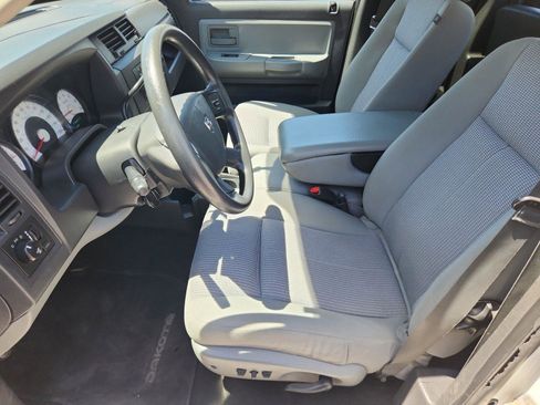 Used 2009 Dodge Dakota Big Horn w/ Extra Security Group RWD image 10