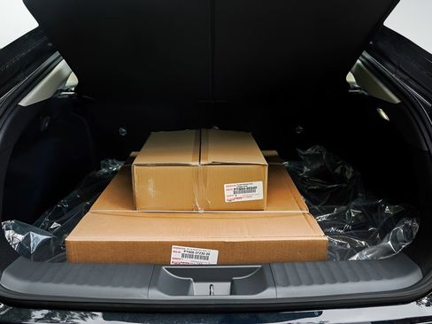 New 2026 Toyota Prius XSE image 8