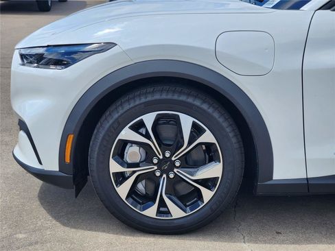New 2026 Ford Mustang Mach-E Select RWD image 6