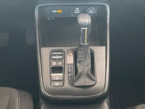 Used 2023 Honda CR-V LX image 14