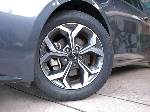 Used 2019 Kia Forte LXS image 46