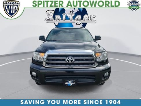 Used 2014 Toyota Sequoia SR5 w/ Premium Package AWD/4WD image 3