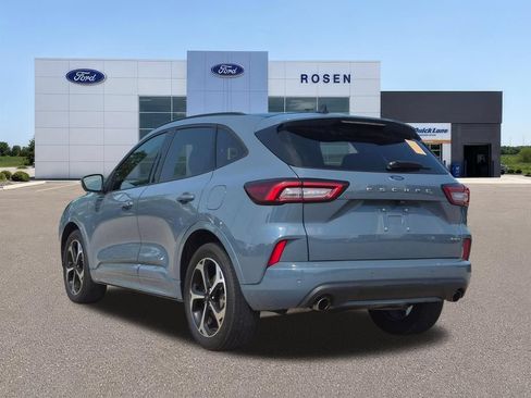 Used 2023 Ford Escape ST-Line Elite AWD/4WD image 5