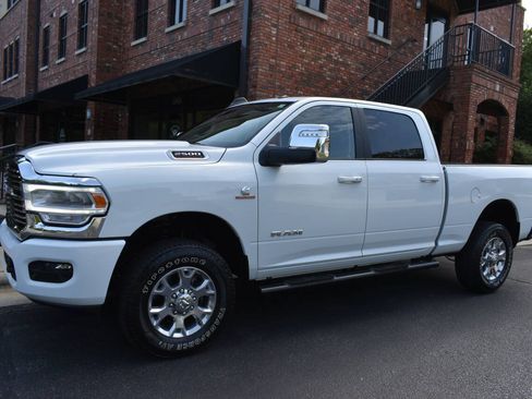 Used 2024 RAM 2500 Laramie w/ Safety Group AWD/4WD image 2