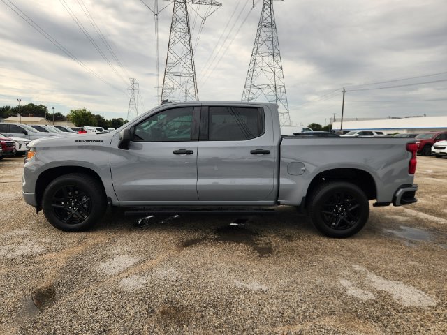 Used 2024 Chevrolet Silverado 1500 Custom w/ LPO, Dark Essentials Package RWD image 4
