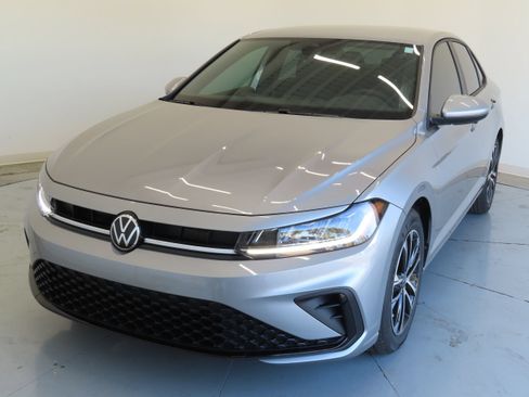 New 2026 Volkswagen Jetta Sport FWD image 8