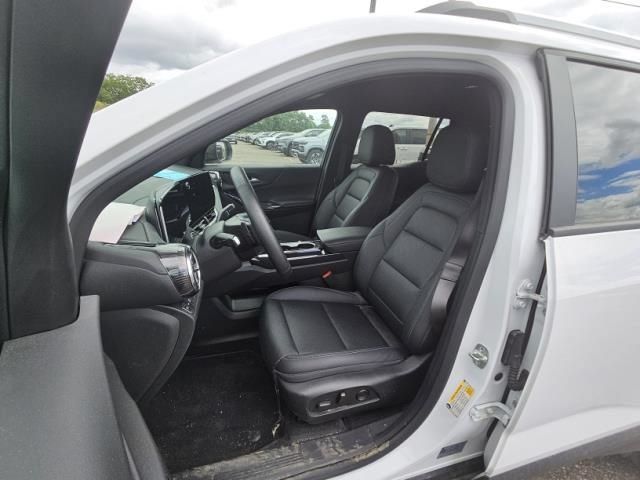 Used 2025 Chevrolet Equinox LT w/ Convenience Package II AWD/4WD image 8