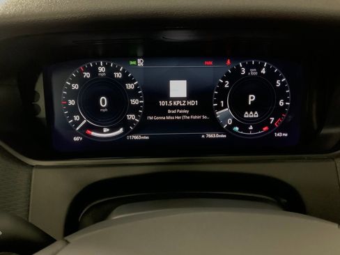 Used 2023 Land Rover Range Rover Velar R-Dynamic S AWD/4WD image 24