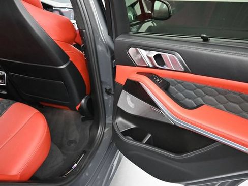 Used 2021 BMW X5 M w/ Competition Package AWD/4WD image 22