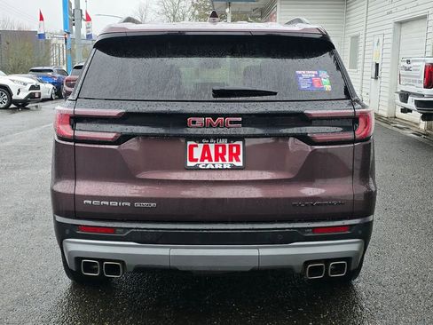 Used 2024 GMC Acadia Elevation image 4