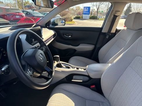 Certified 2024 Honda HR-V LX image 12