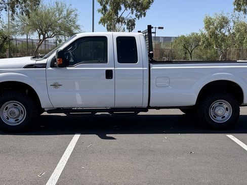 Used 2015 Ford F250 XL w/ Power Equipment Group AWD/4WD image 2