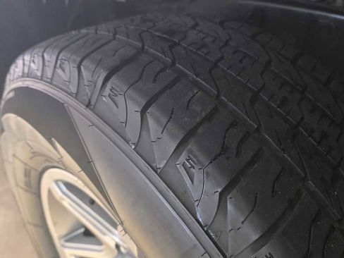 Used 2013 Toyota Tacoma PreRunner image 9