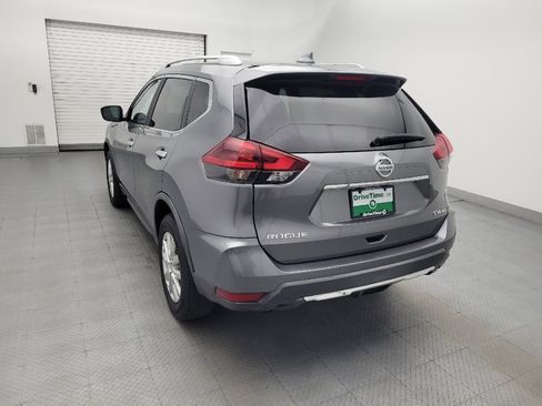 Used 2018 Nissan Rogue SV AWD/4WD image 5