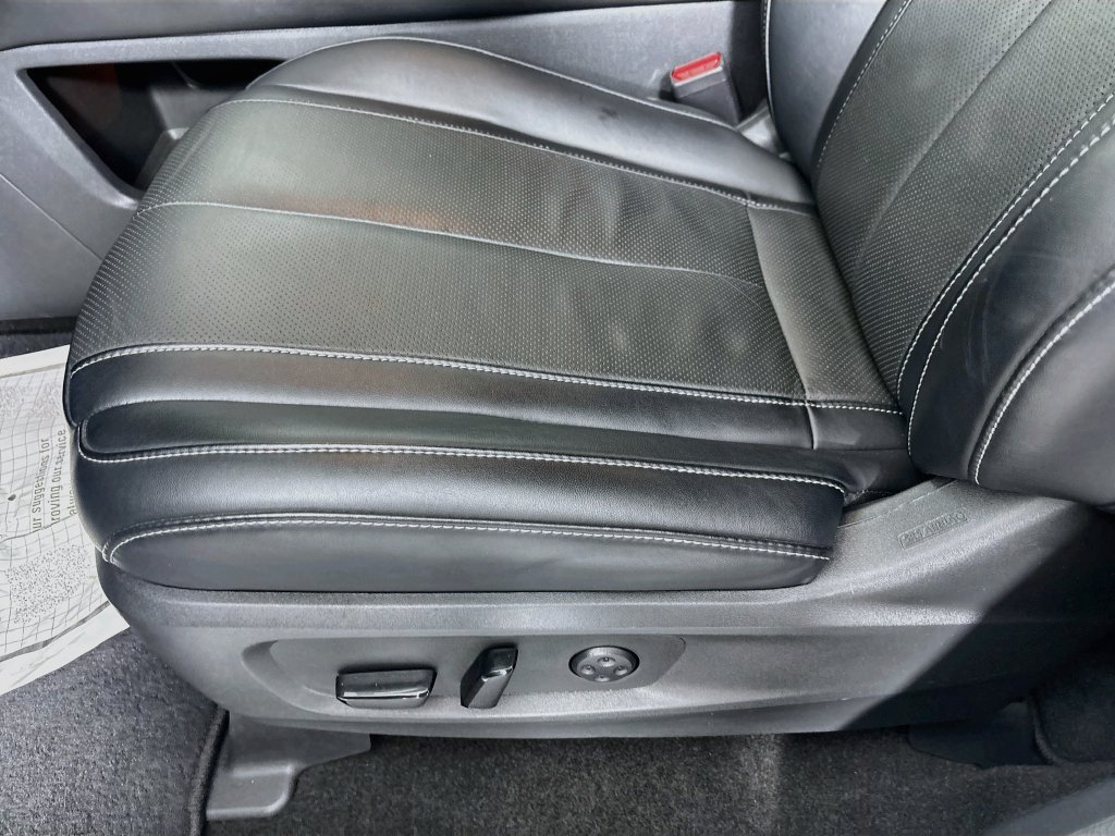 Used 2023 INFINITI QX60 Luxe w/ Cargo Package FWD image 21