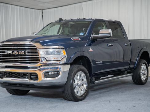 Used 2022 RAM 2500 Laramie AWD/4WD image 3