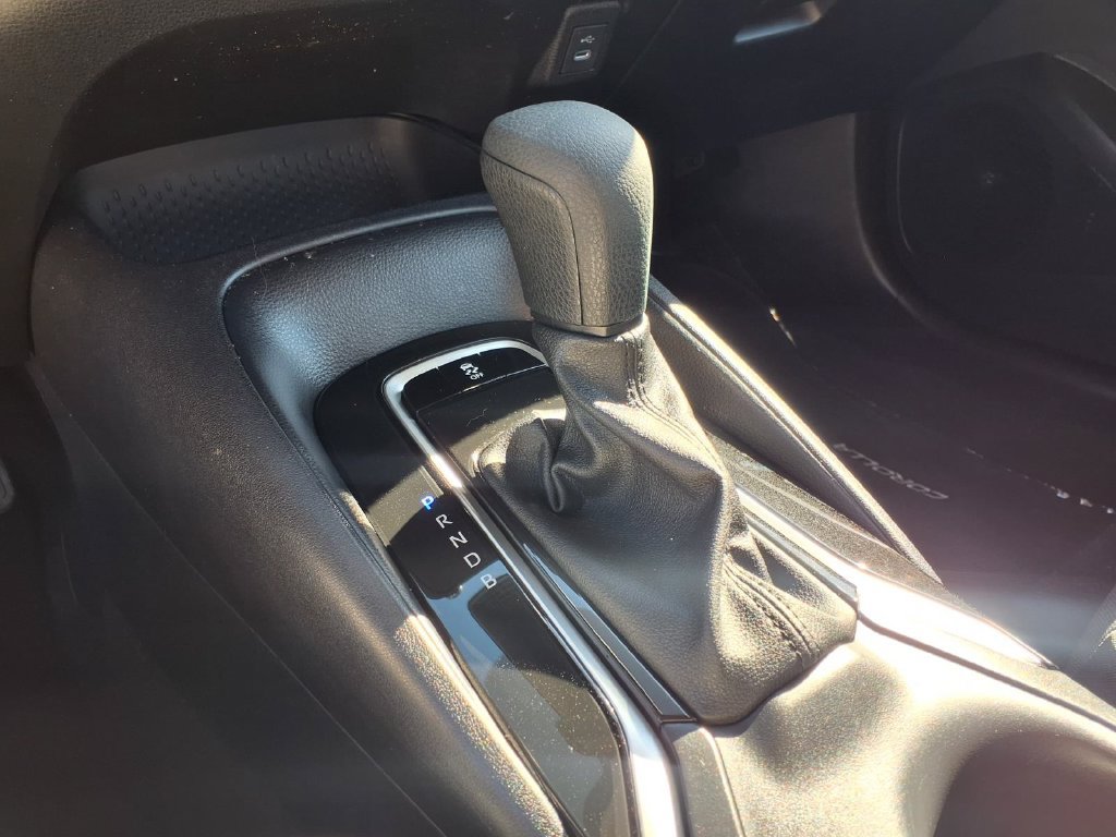 Used 2026 Toyota Corolla LE FWD image 22