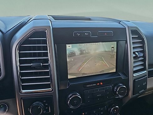 Used 2016 Ford F150 Lariat image 29