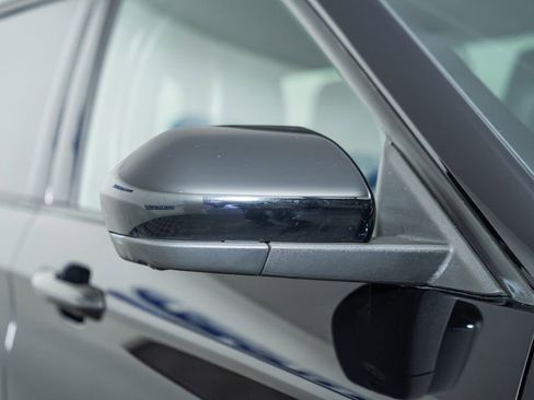 Certified 2022 Ford Explorer ST-Line w/ Class IV Trailer Tow Package image 18