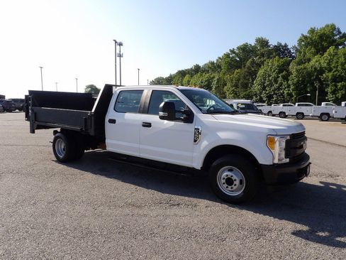 Used 2017 Ford F350 XL w/ Power Equipment Group RWD image 10