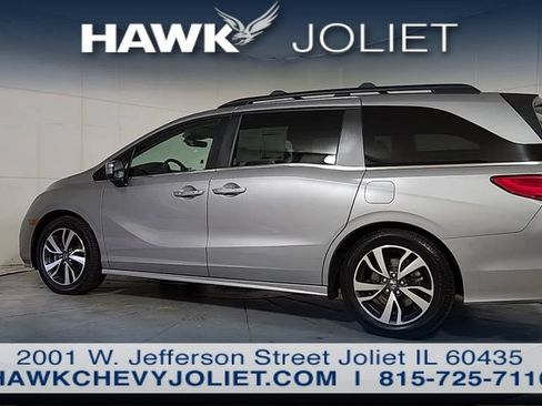 Used 2023 Honda Odyssey Touring image 5