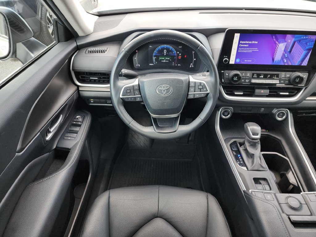 Used 2024 Toyota Grand Highlander FWD image 13