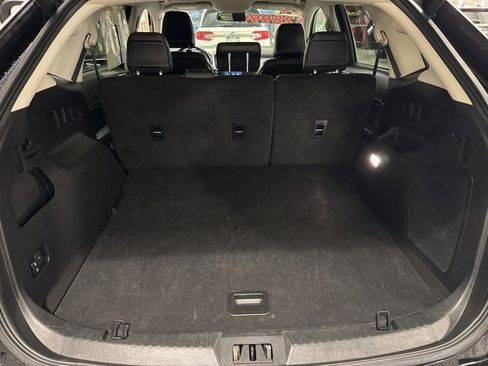 Used 2024 Ford Edge Titanium image 8