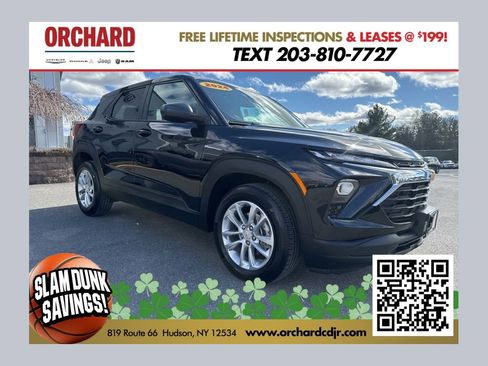 Used 2024 Chevrolet TrailBlazer LS w/ LS Convenience Package image 1