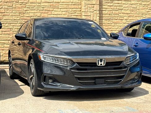Used 2021 Honda Accord Sport image 3