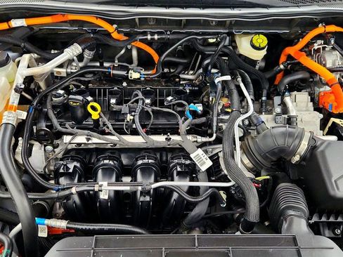 Used 2022 Ford Escape Titanium image 25