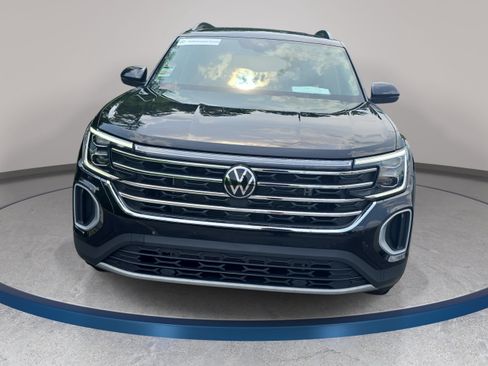 Used 2026 Volkswagen Atlas SE AWD/4WD image 2