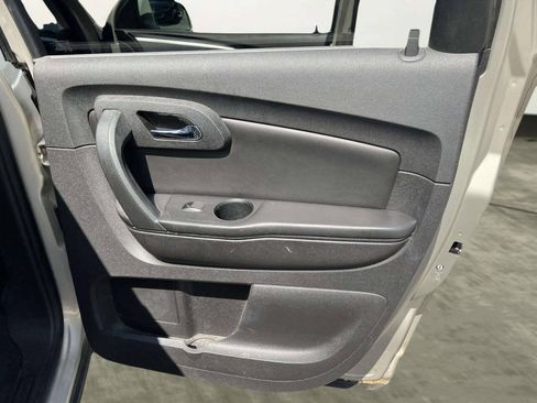 Used 2012 Chevrolet Traverse LT w/ All-Star Edition AWD/4WD image 4
